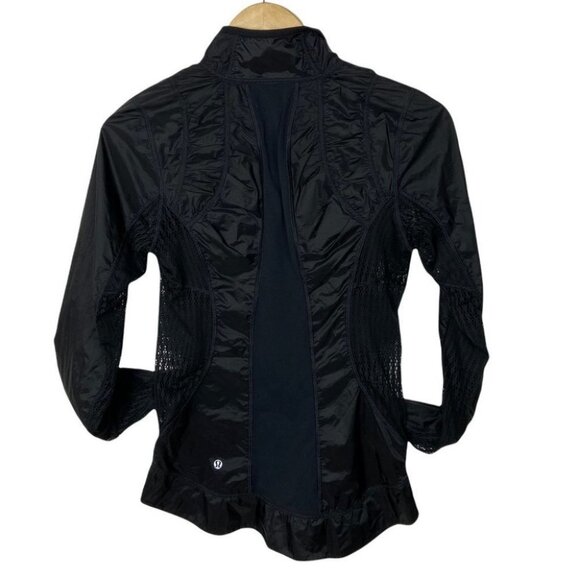 Lululemon Black Mesh Running Jacket Coat Size 4 Lightweight Nothin Hide Travel - Picture 8 of 16